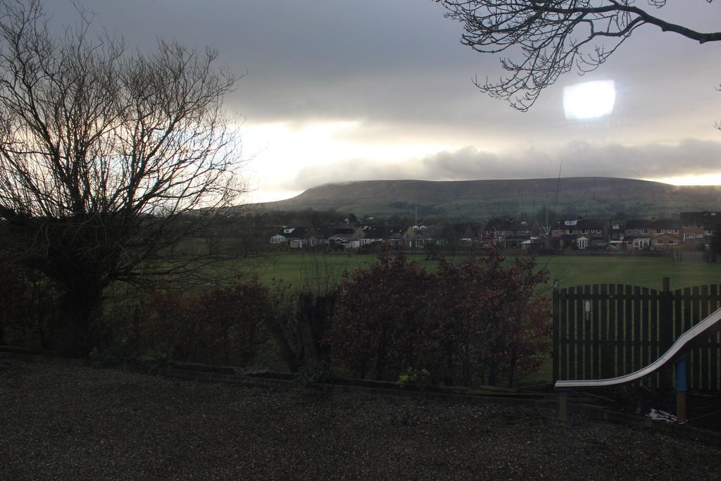 Fifty One And A Half Boutique B&B Clitheroe Extérieur photo
